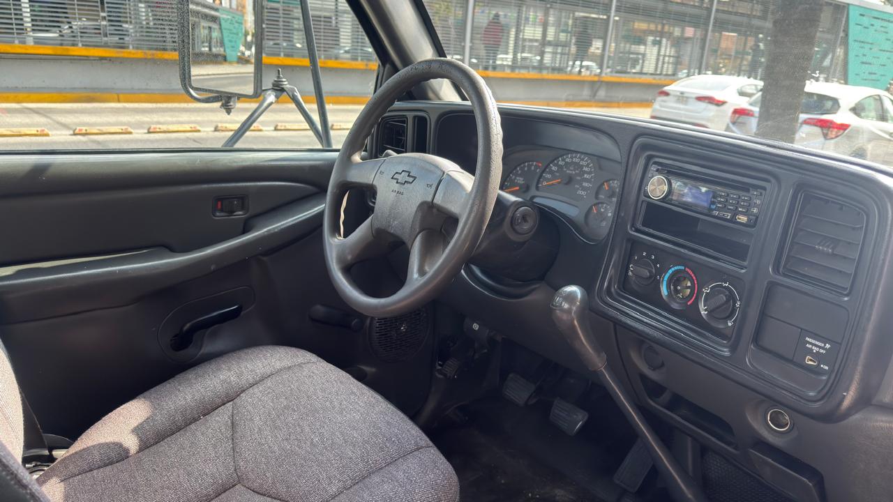 CHEVROLET SILVERADO 3500 TM CARGA CON PLATAFORMA 2007