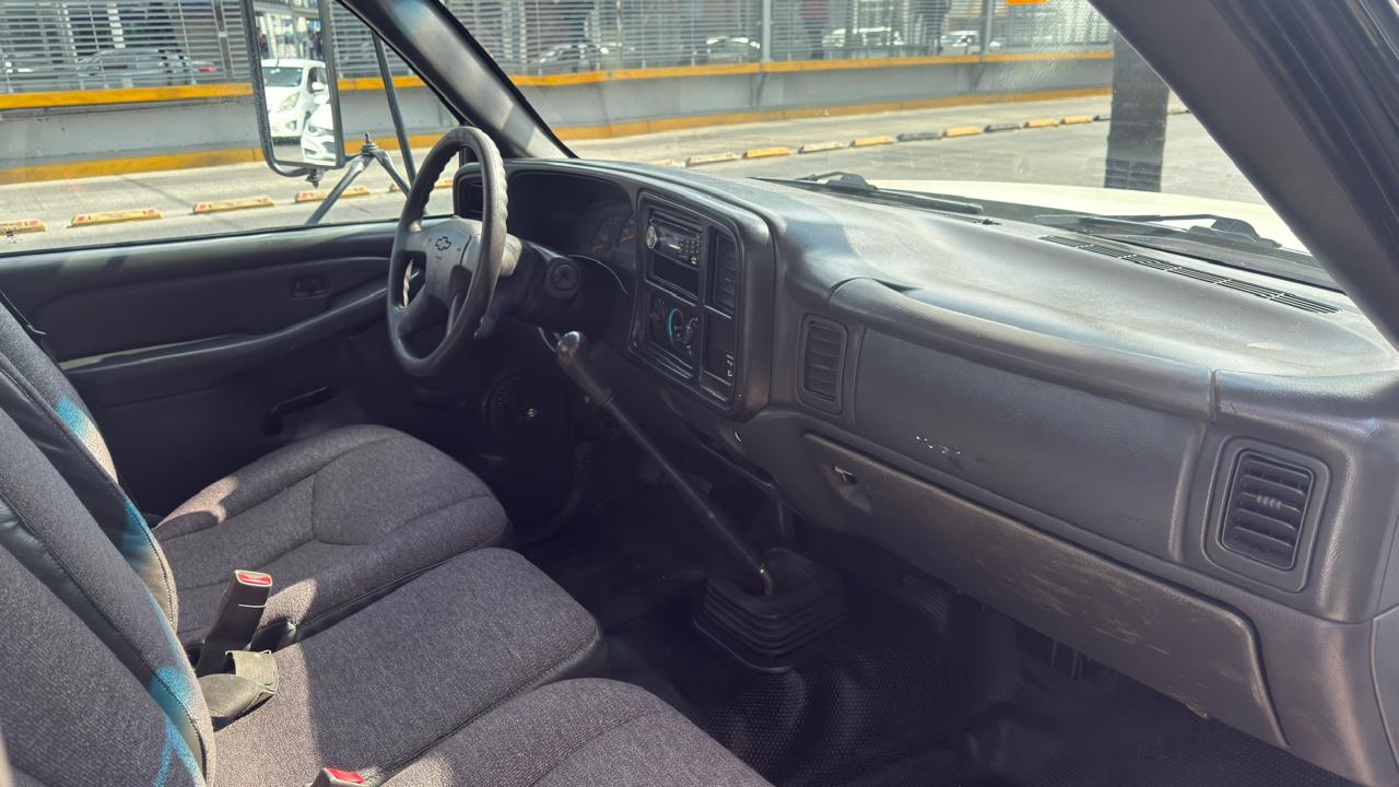 CHEVROLET SILVERADO 3500 TM CARGA CON PLATAFORMA 2007
