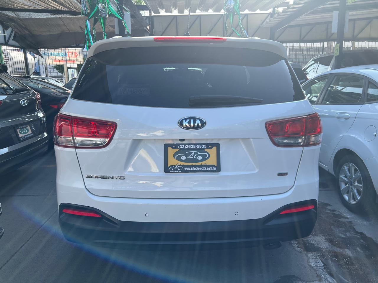 KIA SORENTO LX 3ER FILA TA