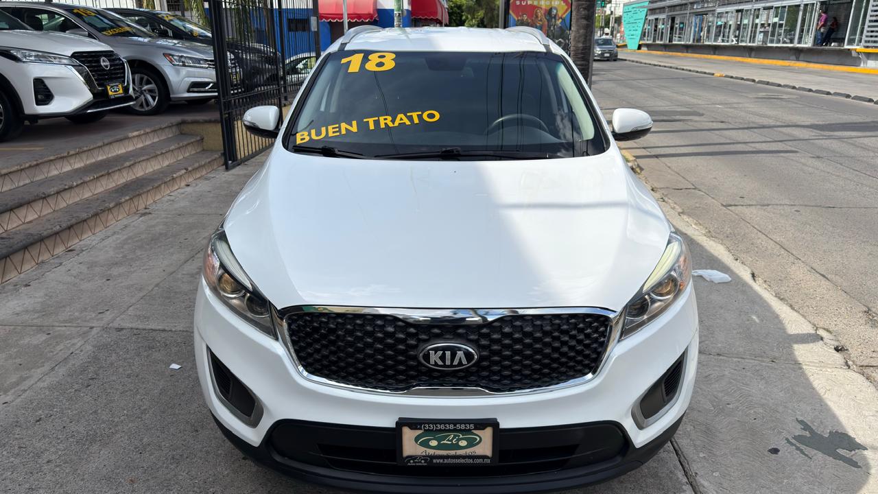 KIA SORENTO LX SUV 7 PASAJEROS TA 2018