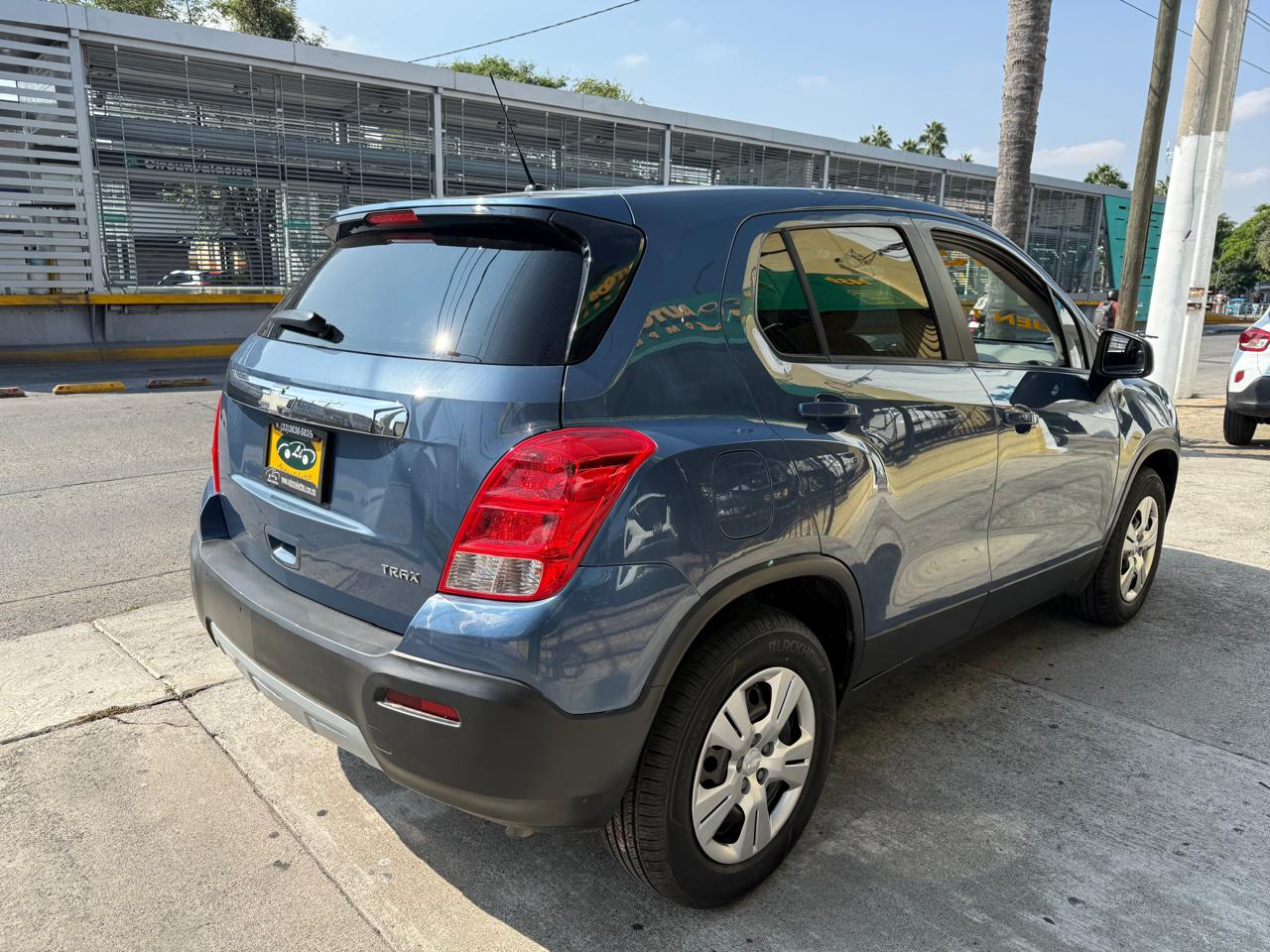 CHEVROLET TRAX LS SUV TM 2013