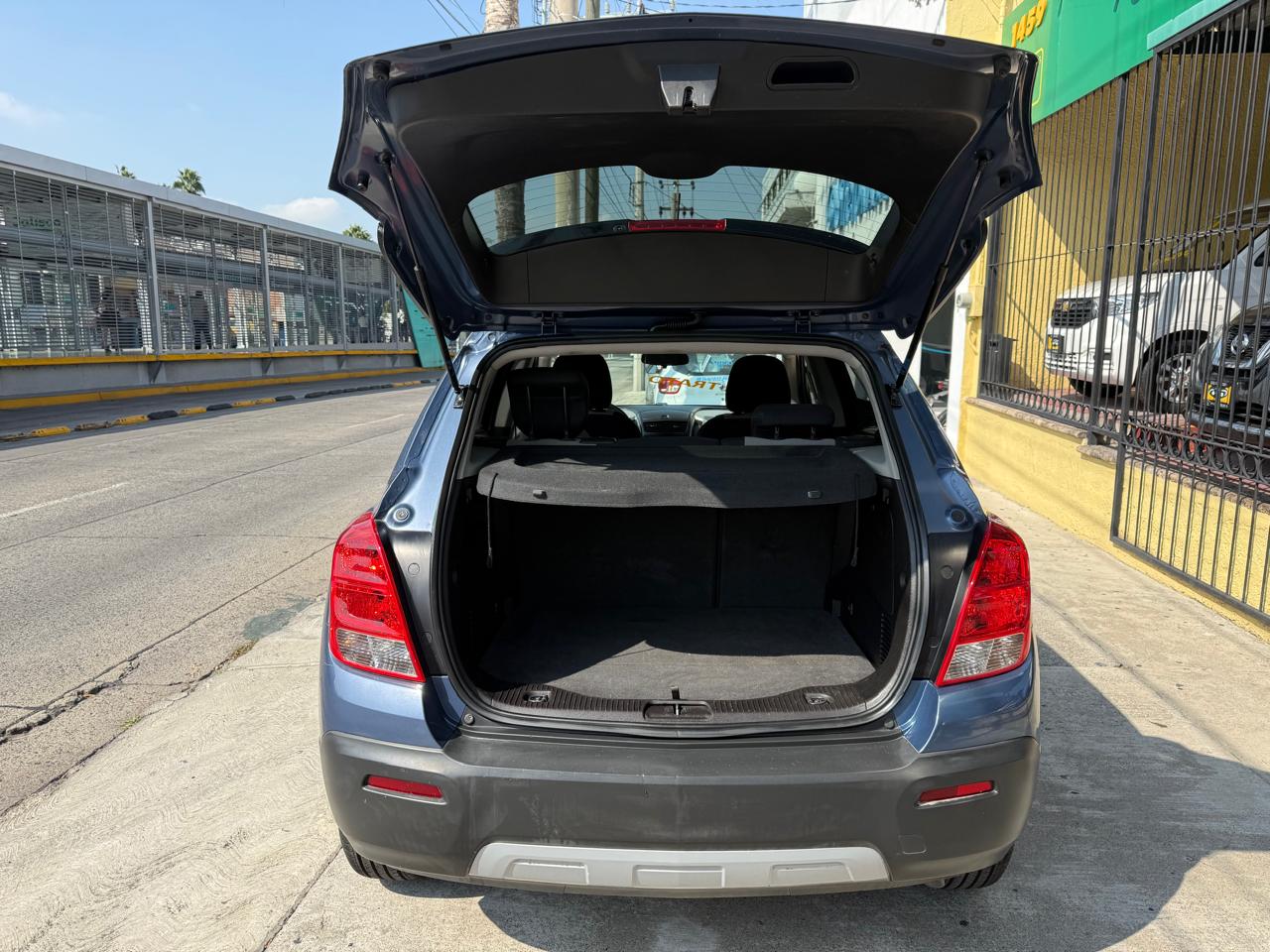 CHEVROLET TRAX LS SUV TM 2013