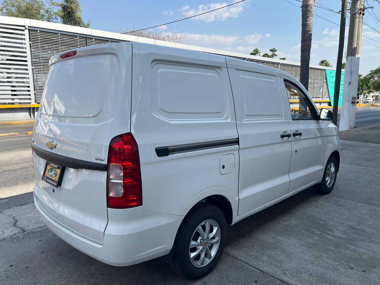 CHEVROLET TORNADO VAN TM IVA 100%