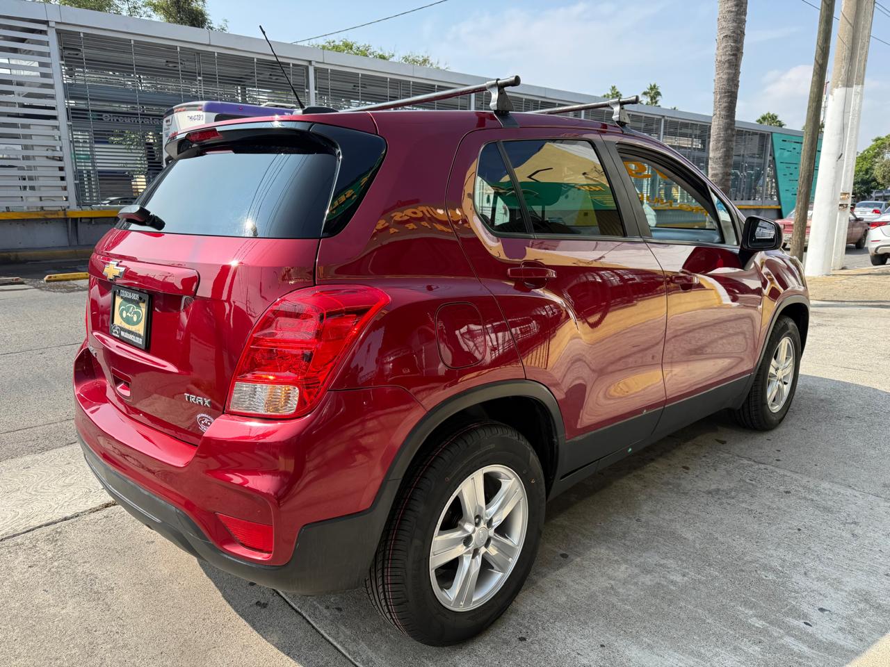 CHEVROLET TRAX LS SUV TM 1.8LTS