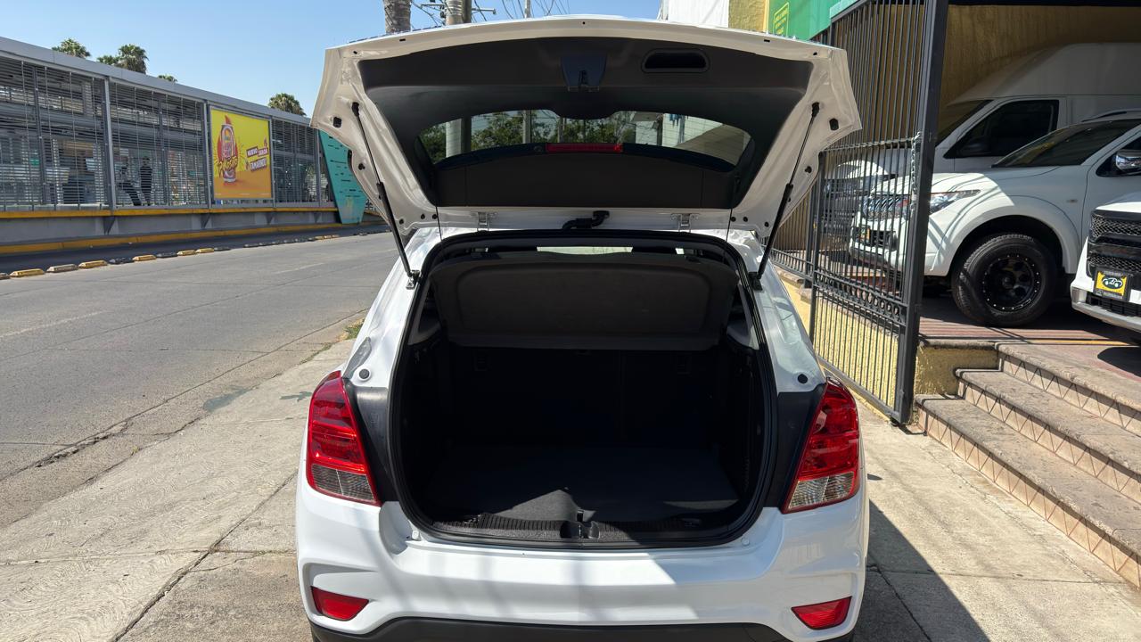 CHEVROLET TRAX LT SUV TA 2020