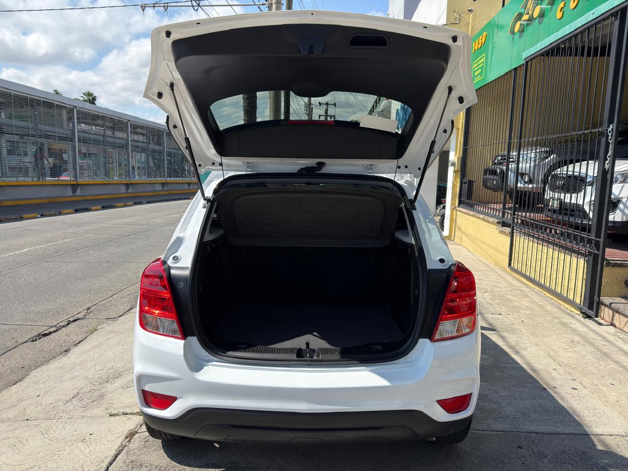 CHEVROLET TRAX LT SUV TA 2019