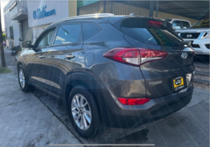 HYUNDAI TUCSON LIMITED SUV TA