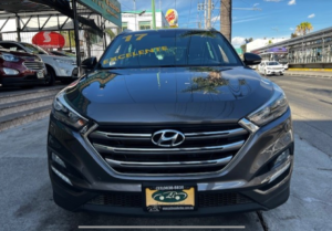 HYUNDAI TUCSON LIMITED SUV TA