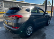 HYUNDAI TUCSON LIMITED SUV TA