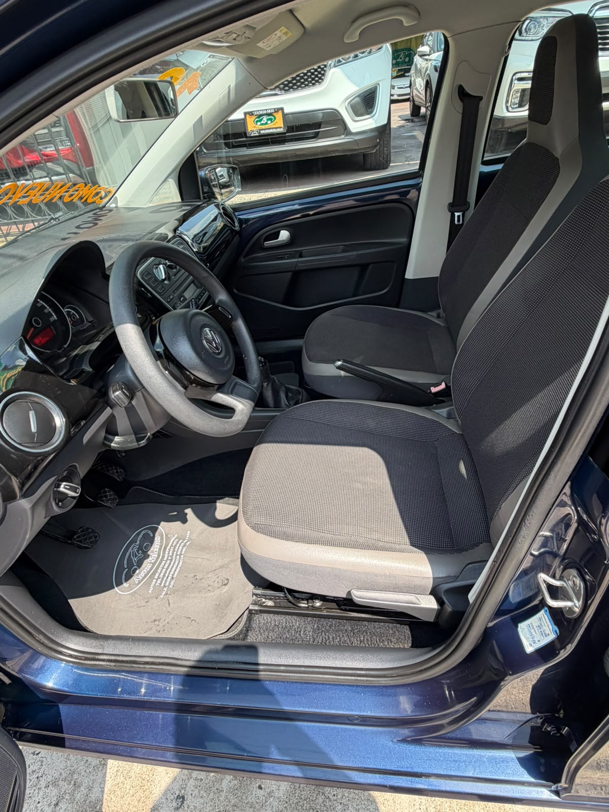 VOLKSWAGEN UP 2016 HIGH