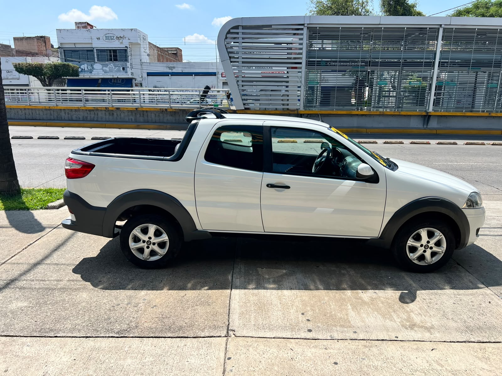 RAM 700 1.6 Slt Mt