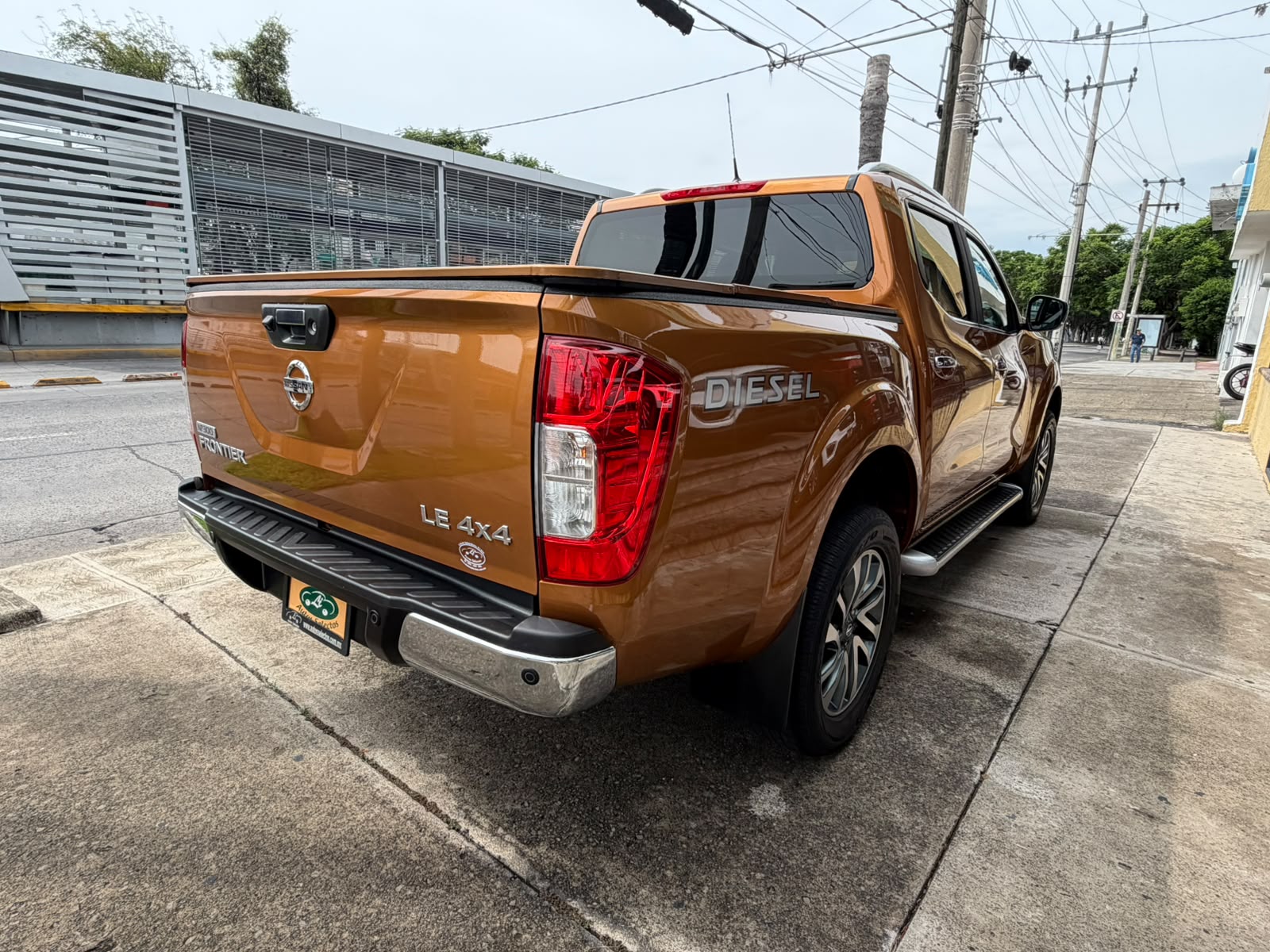 NISSAN NP300 FRONTIER DIESEL 4X4 2020