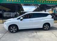 MITSUBISHI XPANDER CROSS MINIVAN TA 3ER FILA