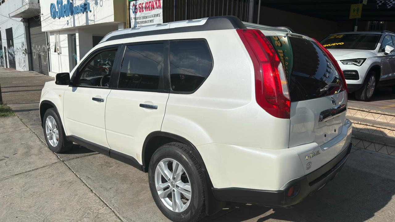 NISSAN XTRAIL SLX LUJO SUV TA 2012