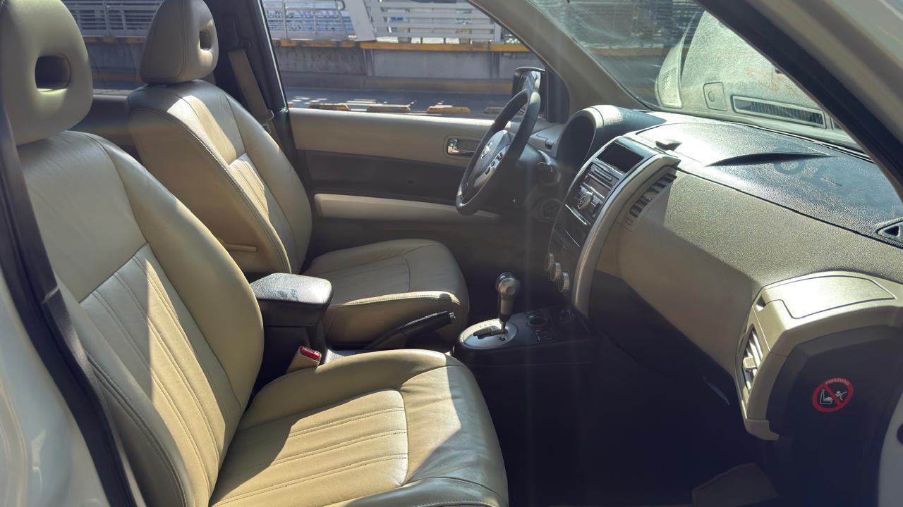 NISSAN XTRAIL SLX LUJO SUV TA 2012