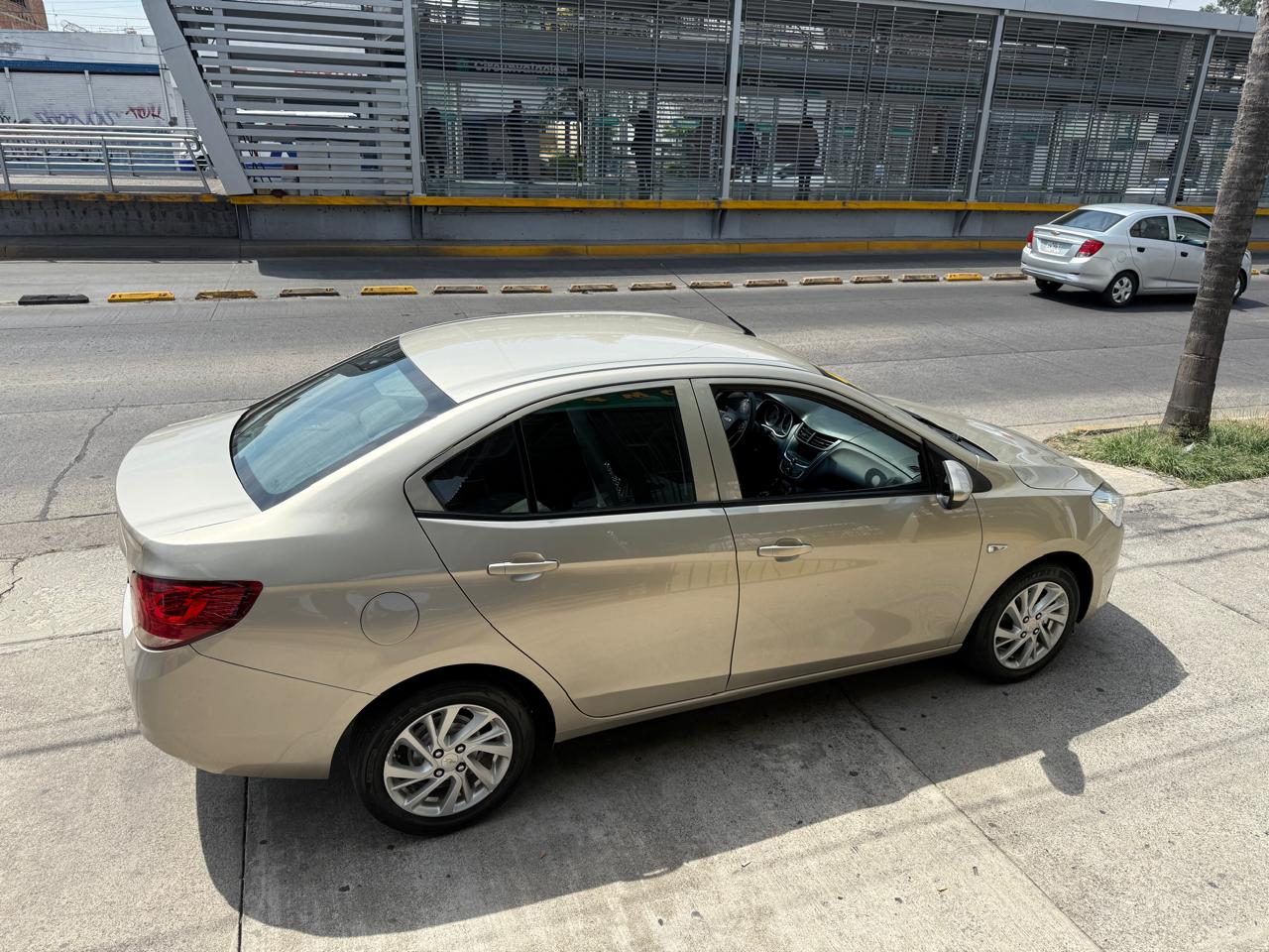 CHEVROLET AVEO LT SEDAN TA