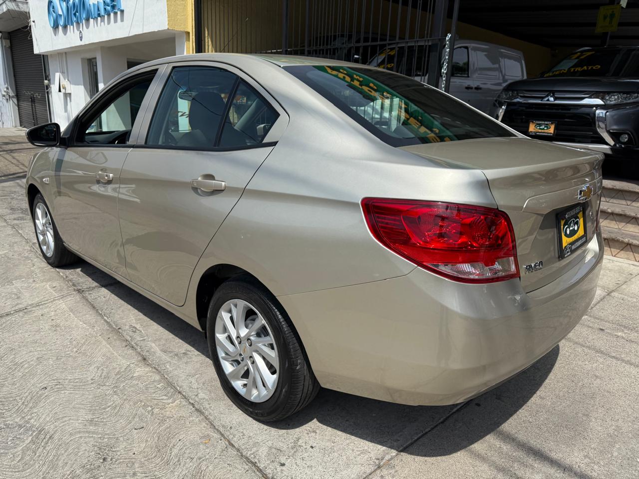 CHEVROLET AVEO LT SEDAN TA