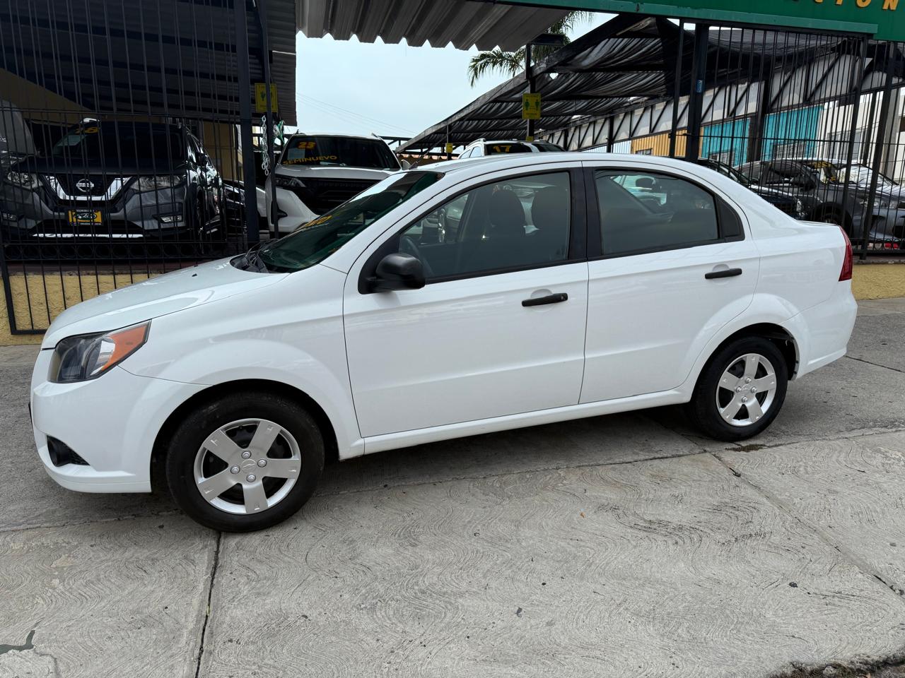CHEVROLET AVEO LS SEDAN TA