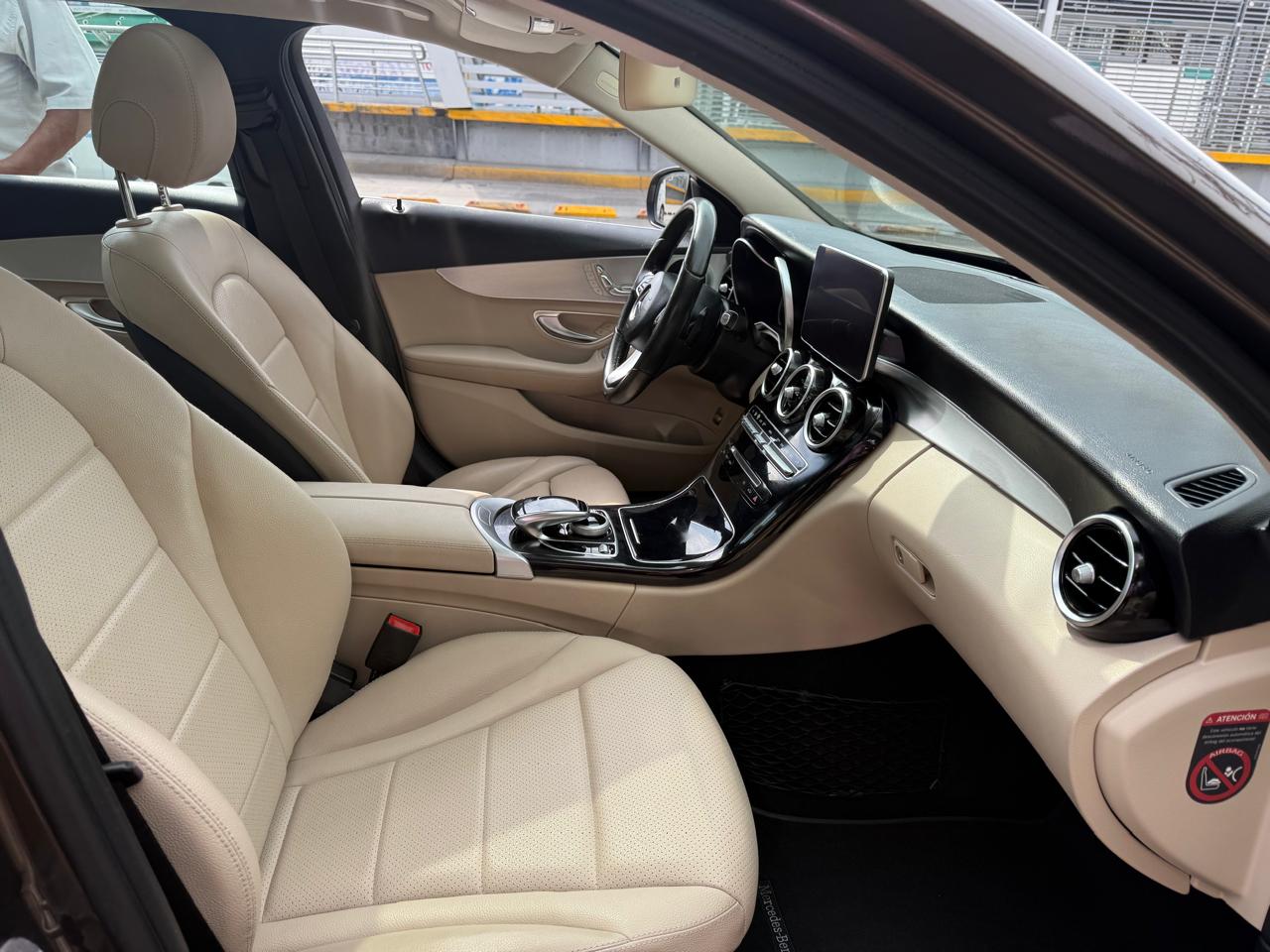 MERCEDES BENZ C200 CGI SPORT TA