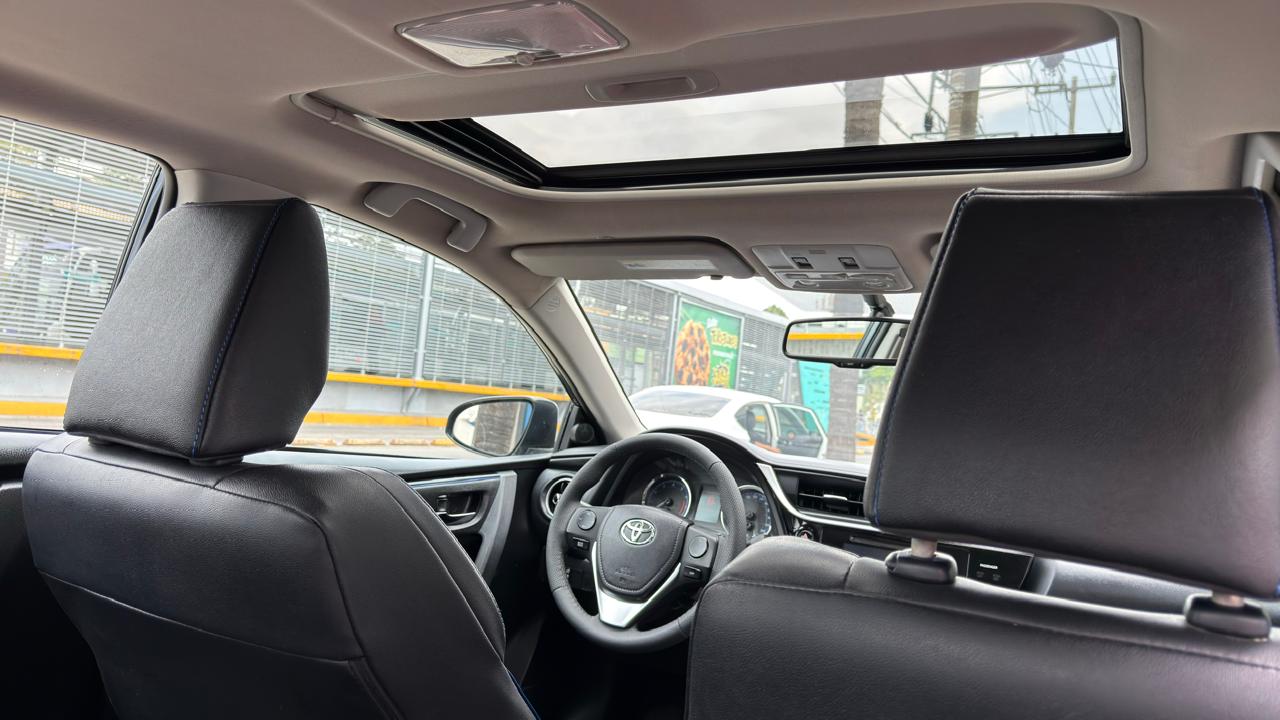 TOYOTA COROLLA SE SEDAN TA 2018