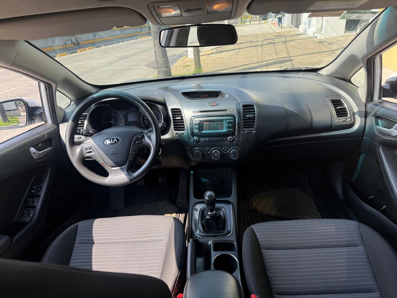 KIA FORTE LX SEDAN TM