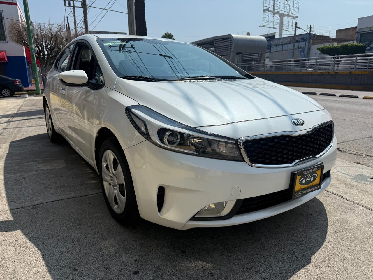 KIA FORTE LX SEDAN TM