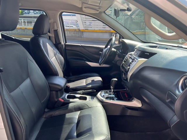 NISSAN FRONTIER SE 4X4 DIESEL TA