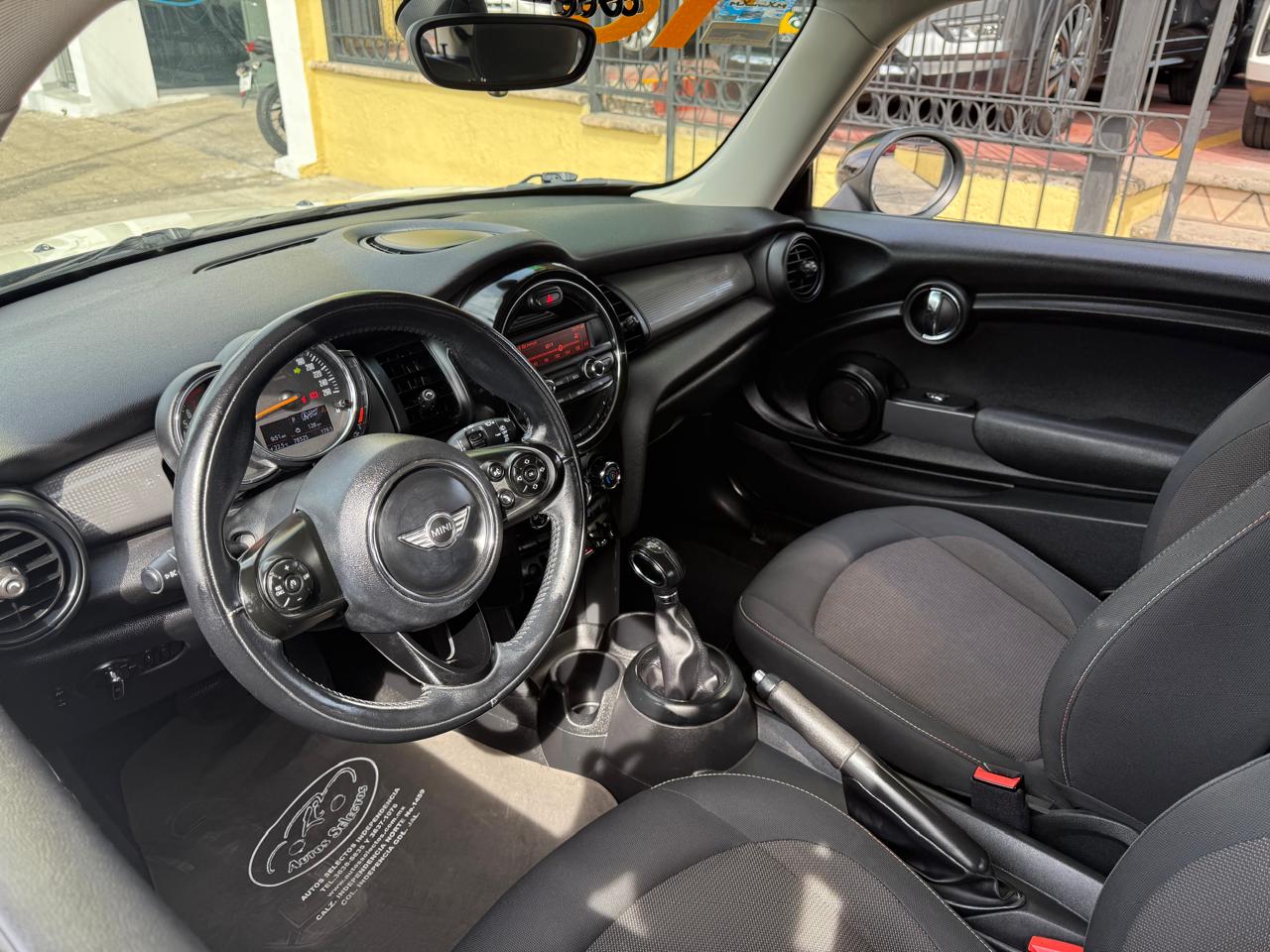 MINI COOPER BUISNES COOPE HB TA 2018
