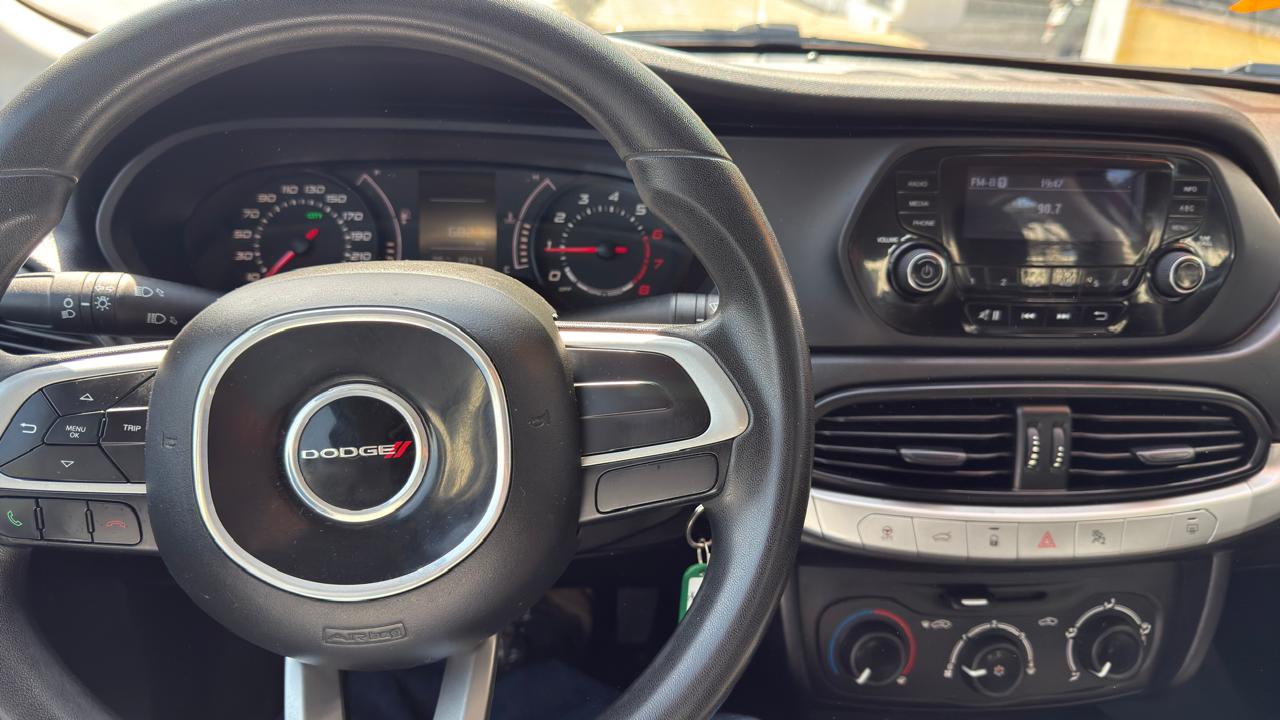 DODGE NEON SE SEDAN TM 2020