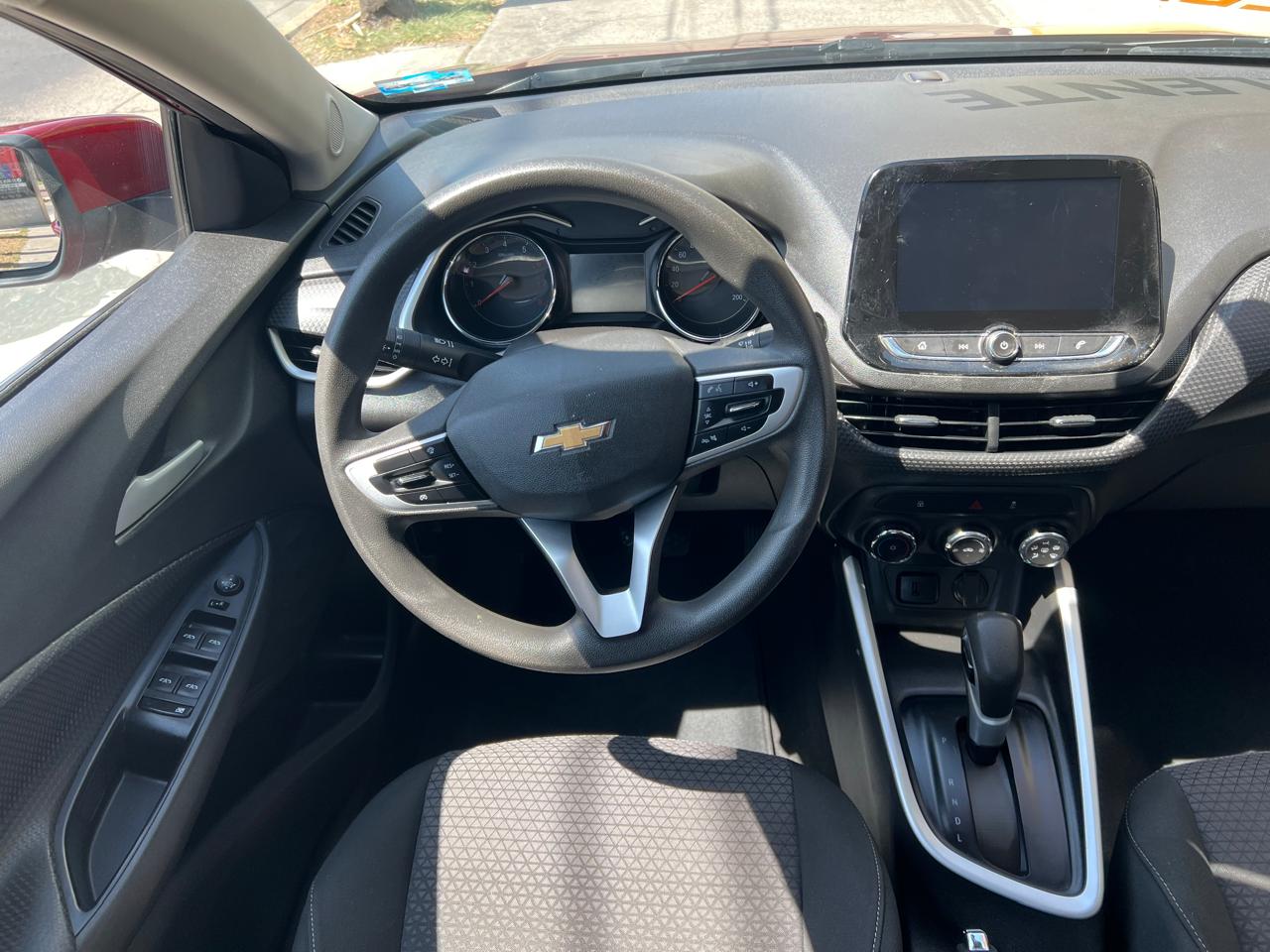 CHEVROLET ONIX LT SEDAN TA