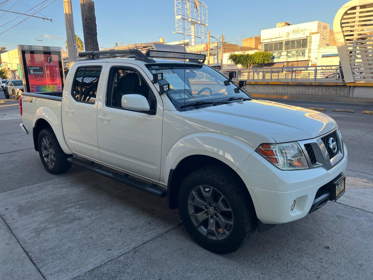 NISSAN NP300 FRONTIER PRO-4X DOBLE CAB 4X4 TA V6