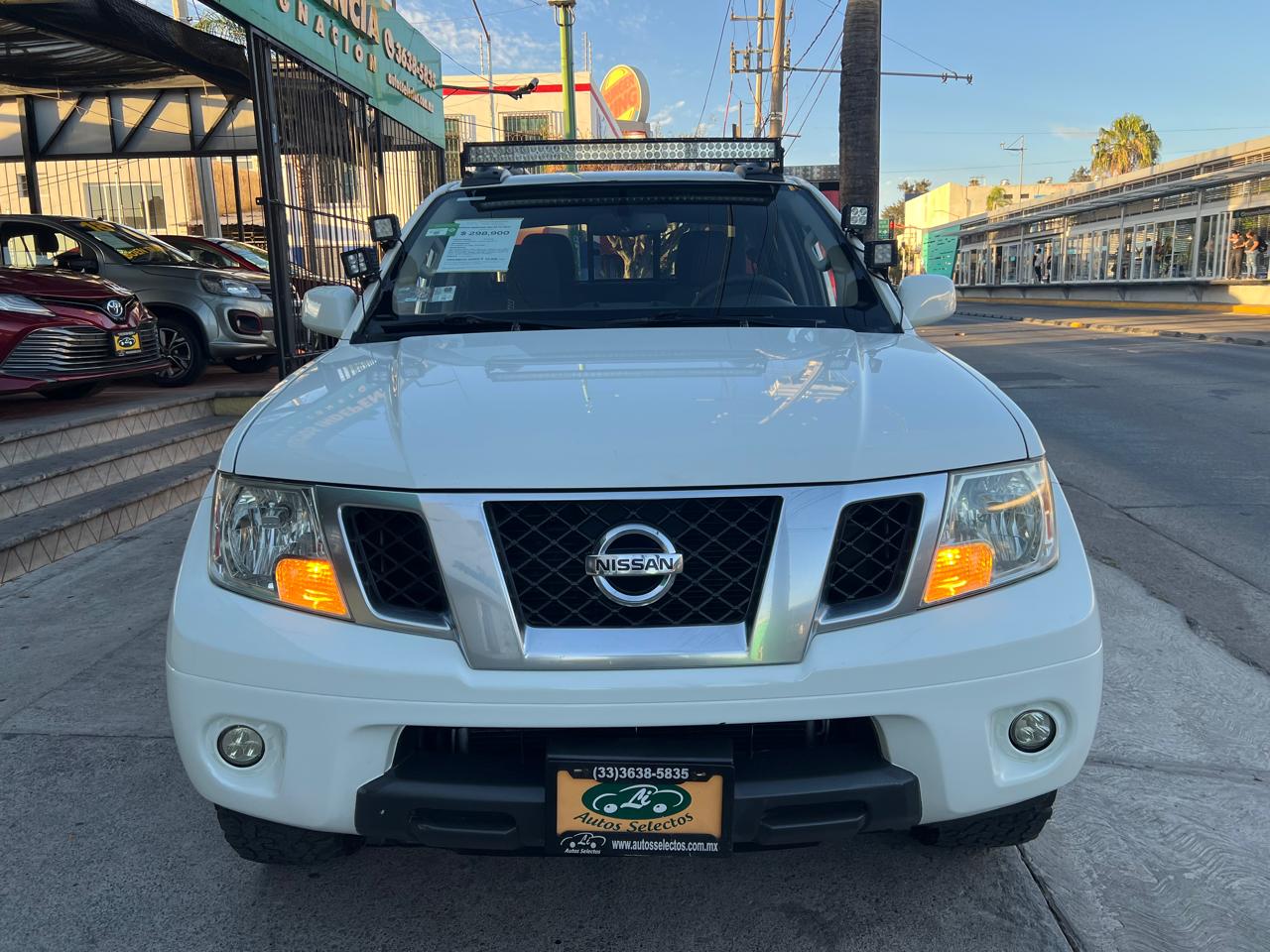 NISSAN NP300 FRONTIER PRO-4X DOBLE CAB 4X4 TA V6