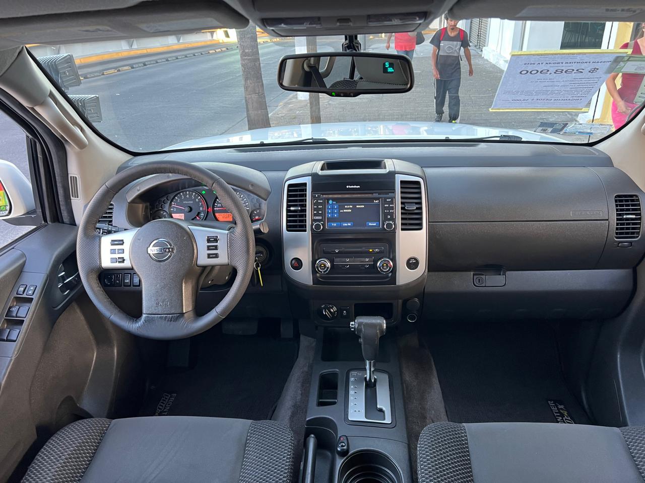 NISSAN NP300 FRONTIER PRO-4X DOBLE CAB 4X4 TA V6