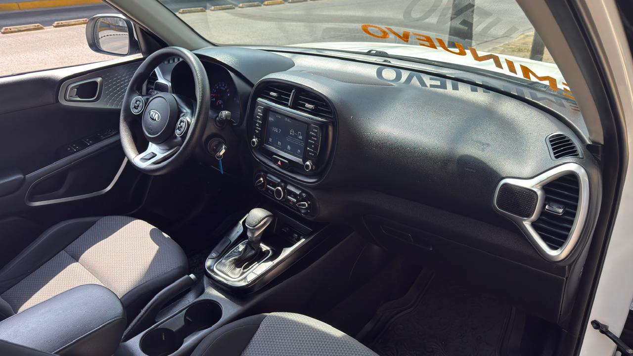 KIA SOUL LX SUV TA 2020