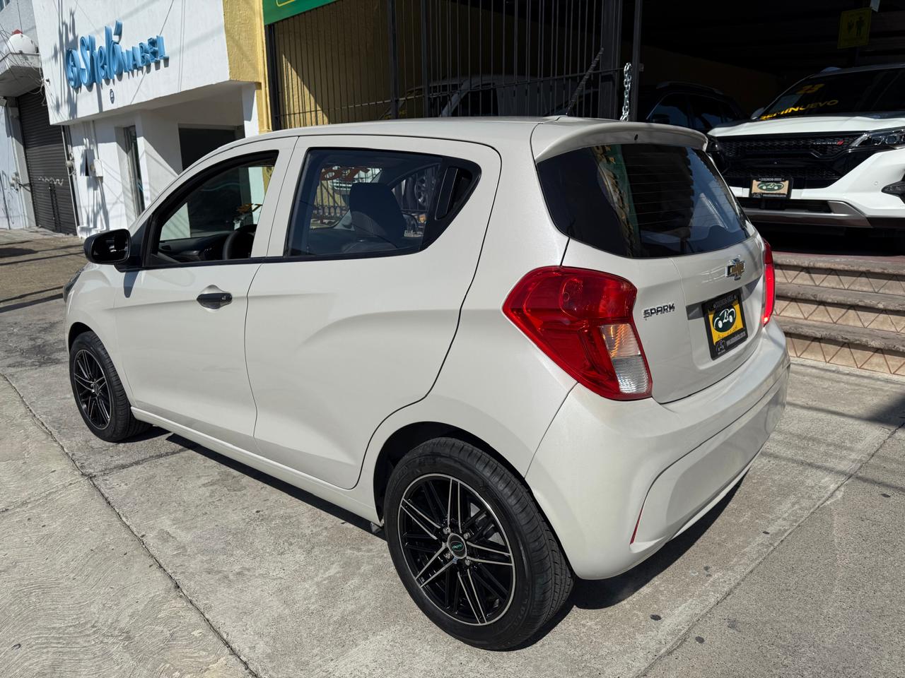 CHEVROLET SPARK LT HB TM