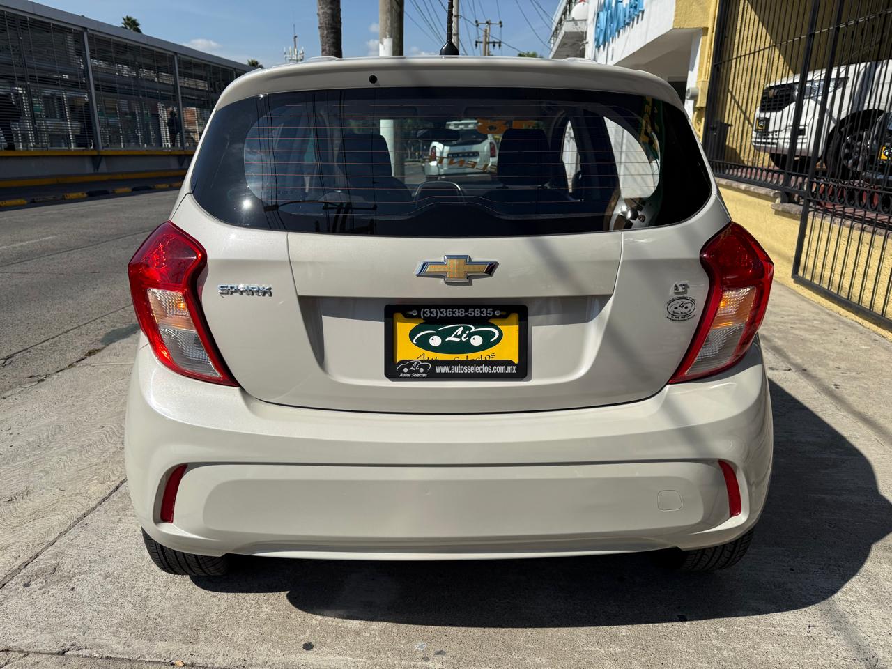 CHEVROLET SPARK LT HB TM