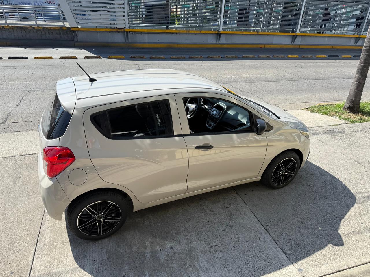 CHEVROLET SPARK LT HB TM