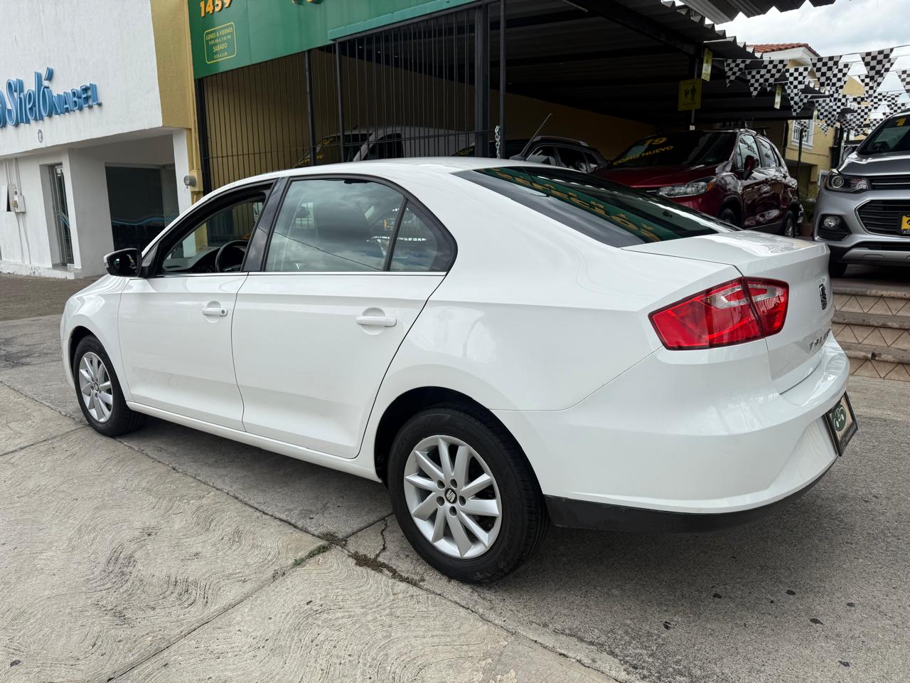 SEAT TOLEDO SEDAN TA