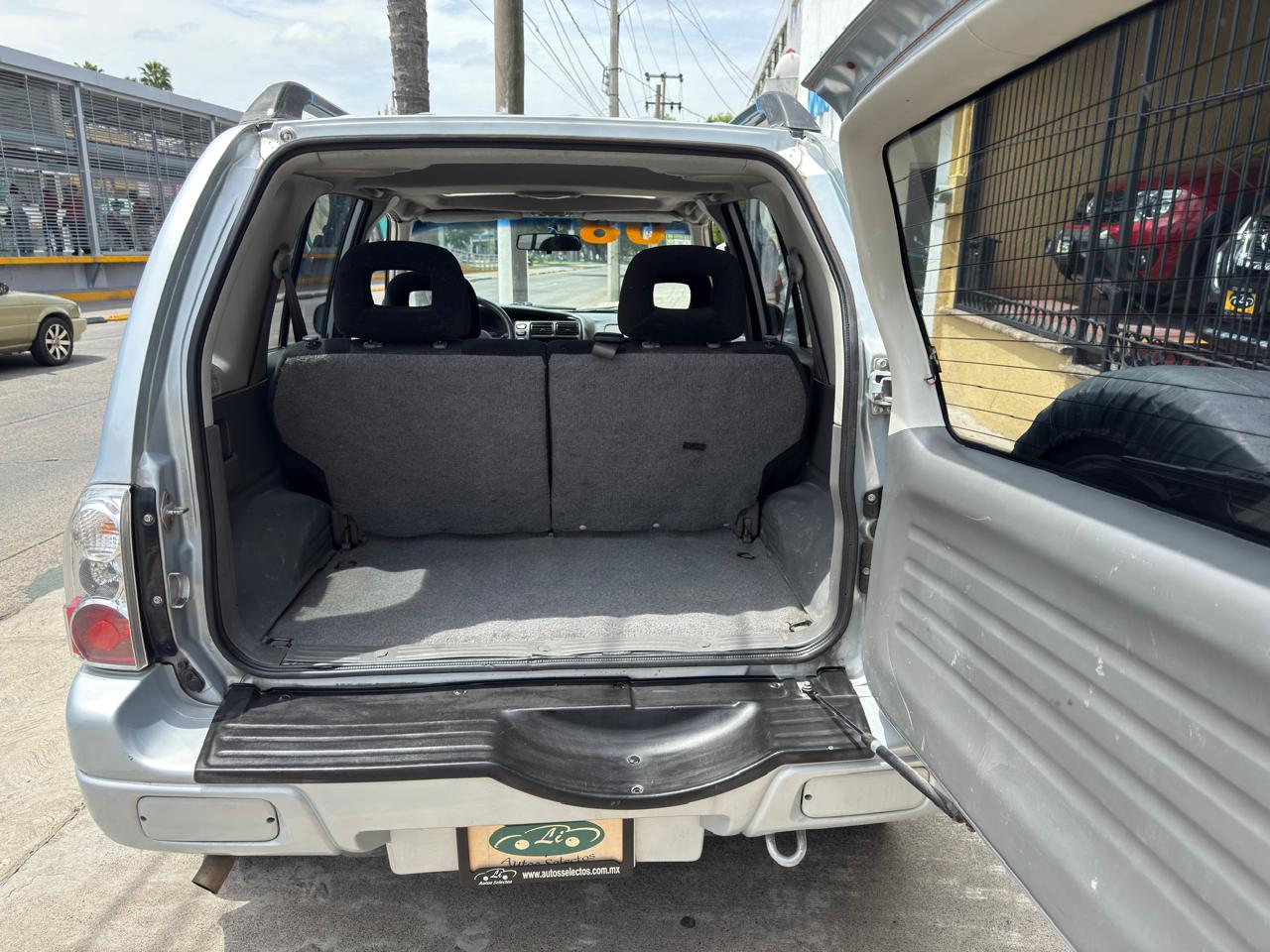 CHEVROLET TRACKER LT TA