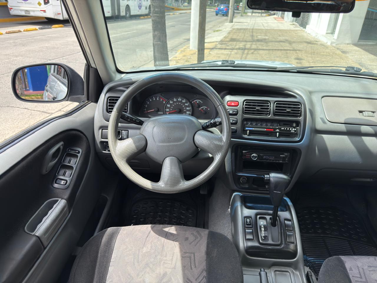 CHEVROLET TRACKER LT TA