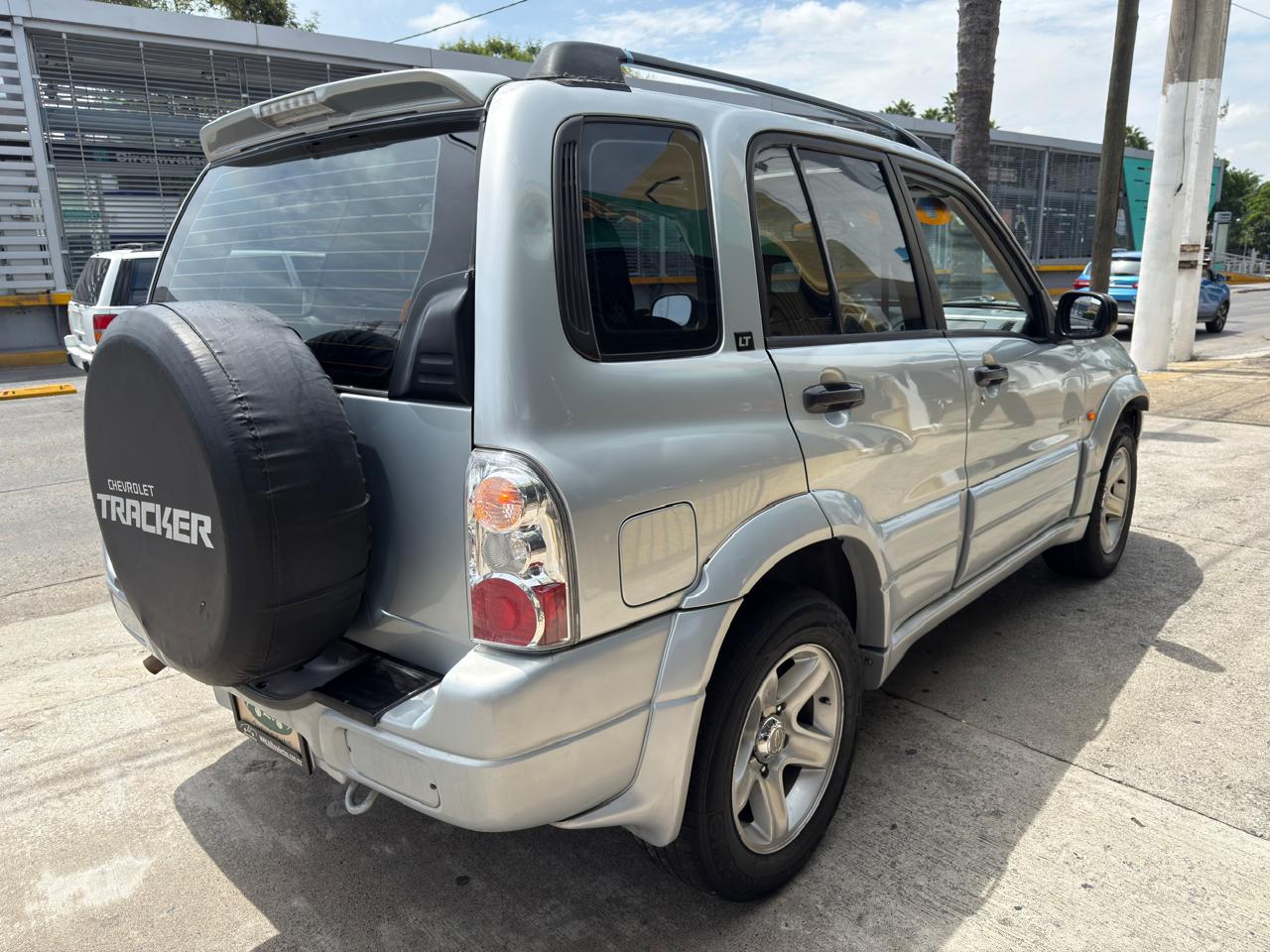 CHEVROLET TRACKER LT TA
