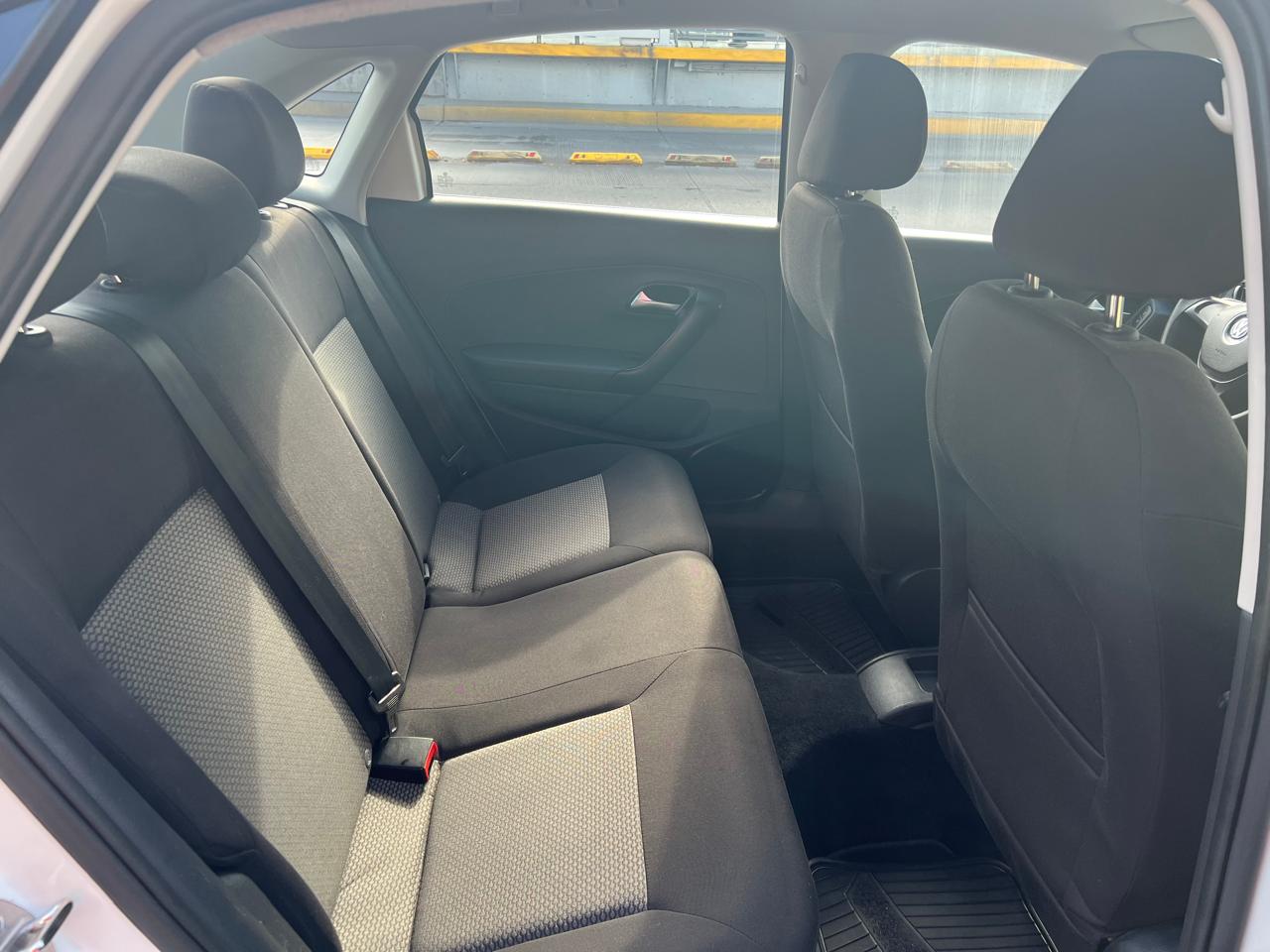 VW VENTO STARLINE SEDAN TM