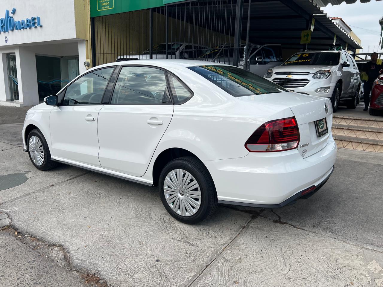 VW VENTO STARLINE SEDAN TM