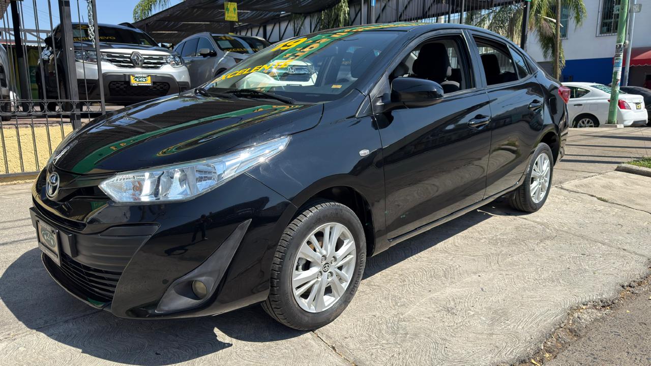 TOYOTA YARIS CORE CVT SEDAN 2019