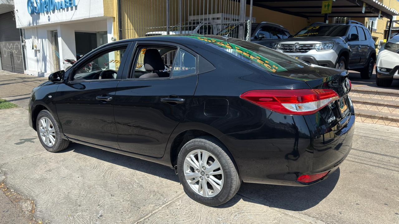 TOYOTA YARIS CORE CVT SEDAN 2019