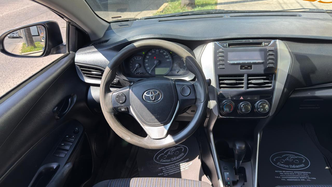 TOYOTA YARIS CORE CVT SEDAN 2019