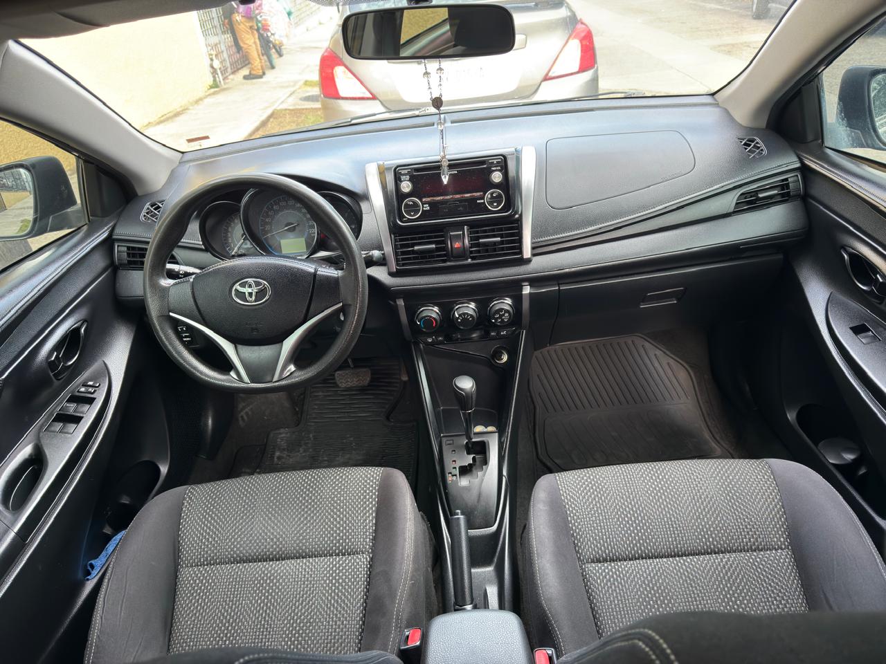 TOYOTA YARIS CORE CVT SEDAN TA 2017